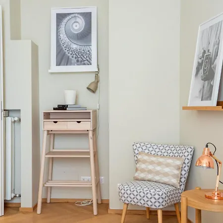 The Rent - Cozy Two-bedrooms In Pasteur District Apartment Milan