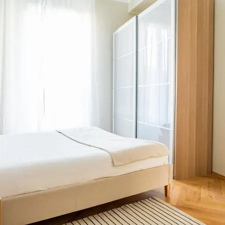 The Rent - Cozy Two-bedrooms In Pasteur District Mailand