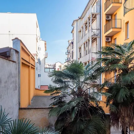 The Rent - Cozy Two-bedrooms In Pasteur District Apartment Milan
